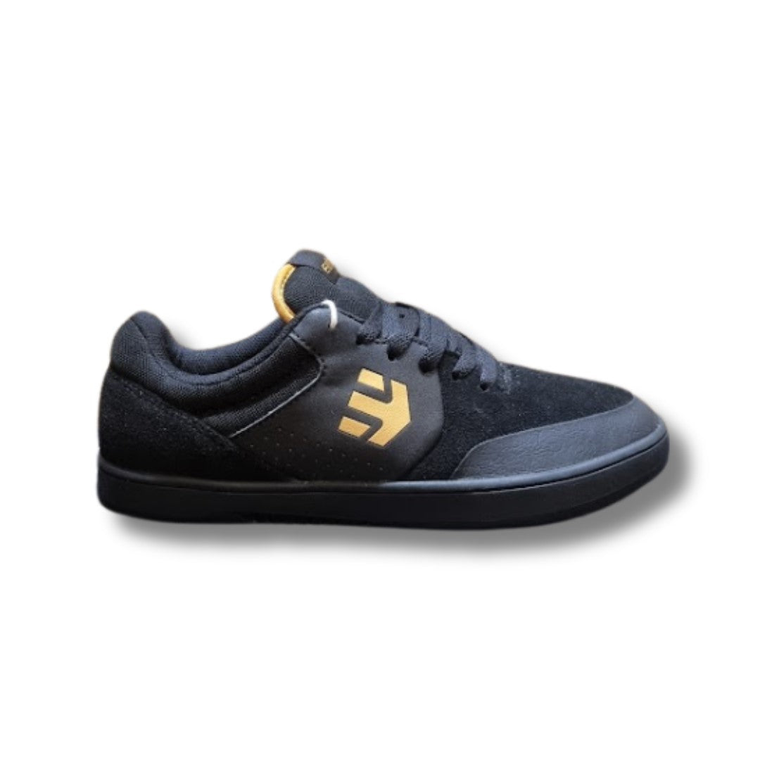 Black / Gold Marana